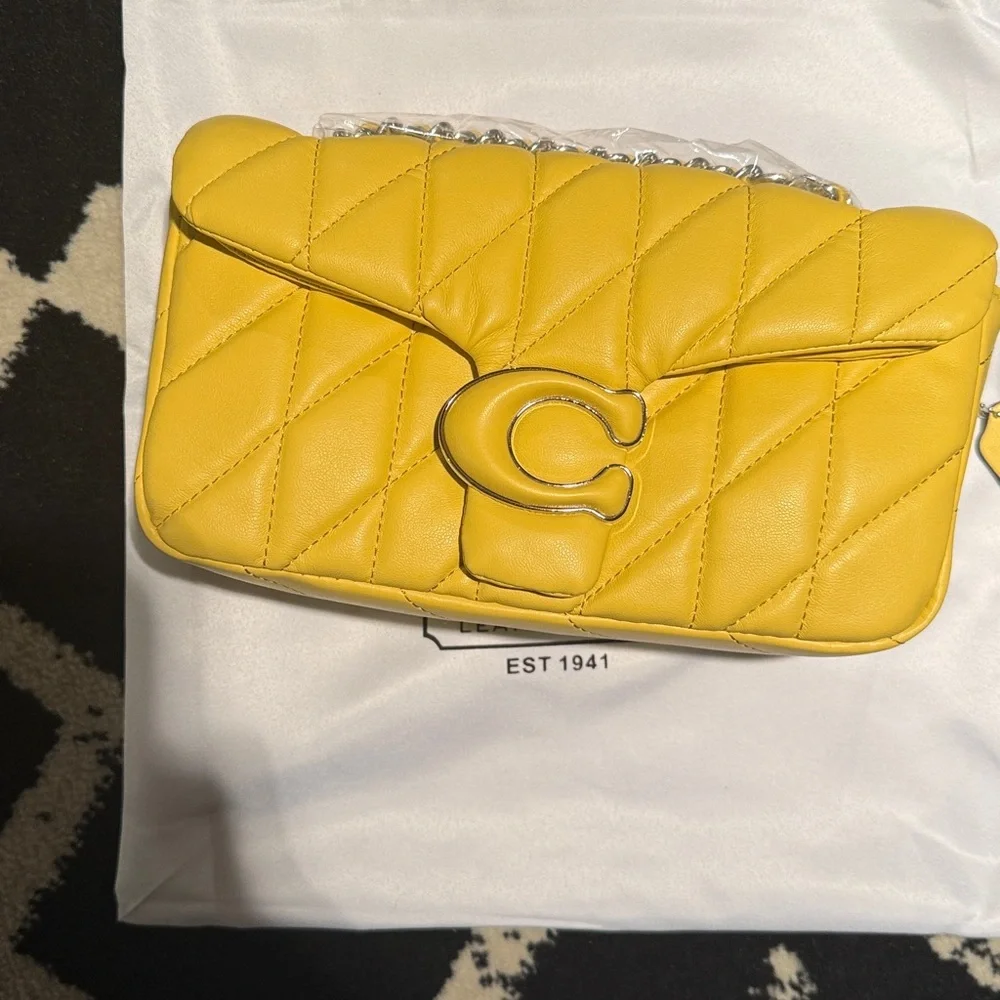 Coach Quilted Tabby 26 BRAND NEW - Picture 2 of 7